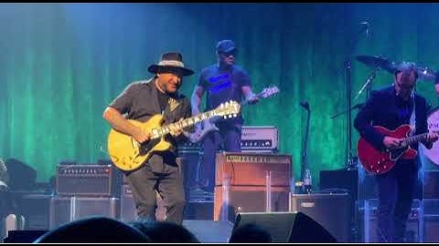 Josh Smith delivering the goods