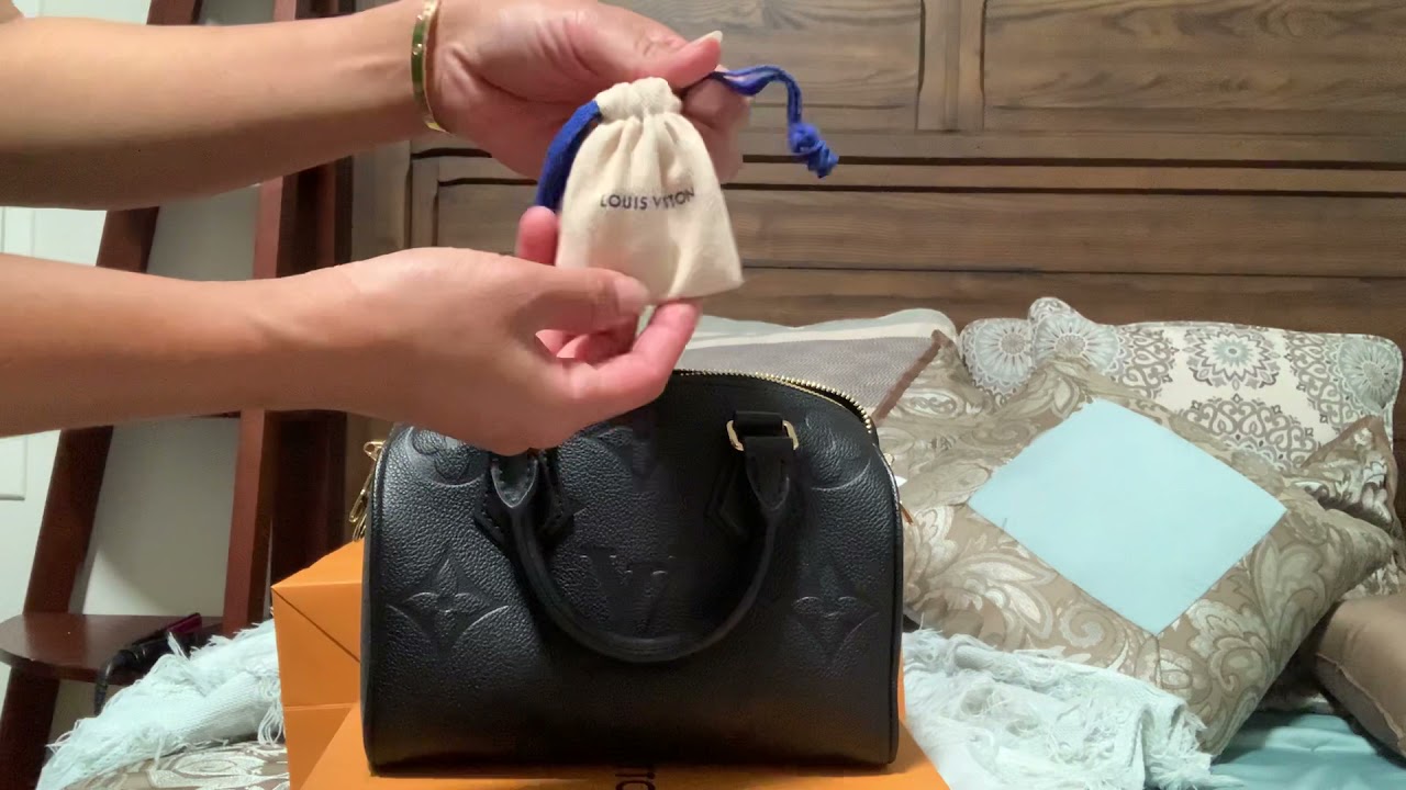 Louis Vuitton Speedy Bandoulière 20 Black Monogram Empreinte