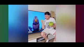 To day all work to veadio 🤣🤣🤣 And the very interesting story of the LOL Comedy