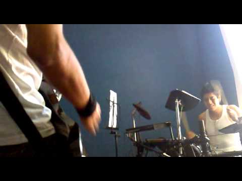 Dennis, Mike Vasquez y Alexander // (Muse - Time I...