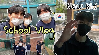 Vlog: Korean high school 🏫 // New Kid