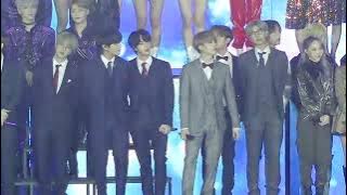 191227 Song Festival- Ending full focus of V Taehyung Kim Taehyung BTS V / BTS ARMY 💜
