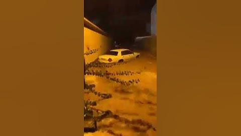 سيول جارفة تغرق القرى في أحد المسارحة، السعودية