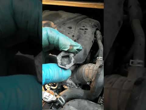 Video: Ang isang 2013 Hyundai Elantra ay mayroong isang transmission dipstick?