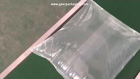 Big large water bag pouch automatic filling sealing packing machine testing video