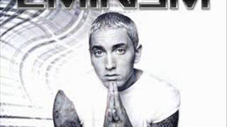 Eminem featuring Eye-Kyu - Searchin