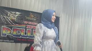 Download Lagu SAJADAH MERAH  VOC : TITI QUEEN MP3