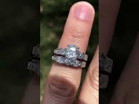 Lab Grown DiamondCo Oval Crushed Ice Cut Lab Grown Diamond Loose Stone ring video