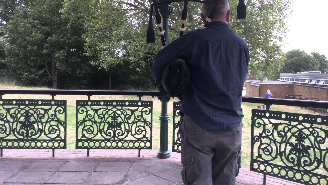 Solo bagpipes. Indian theme.Dave bagpipesbrooks YouTube