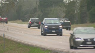 TxDOT adding barrier along stretch of 290