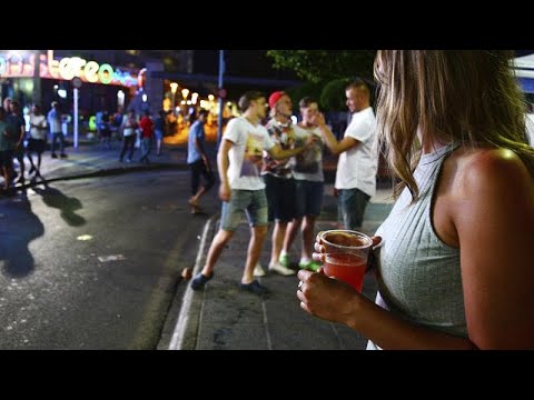 Baleares prohibe el turismo dedicado al alcohol