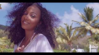 Methi'S - Hello Dous (Clip officiel) chords