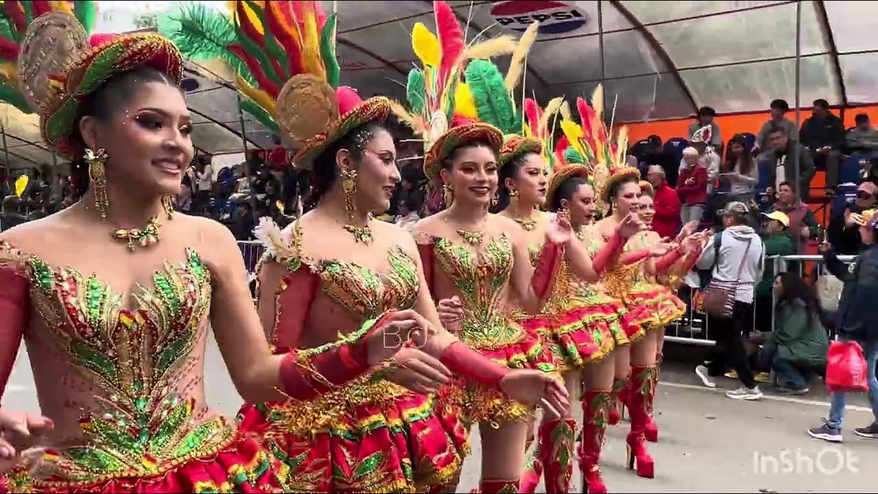 Carnaval Oruro 2026. Paso de la Morenada Central por la Plaza 10 de Febrero