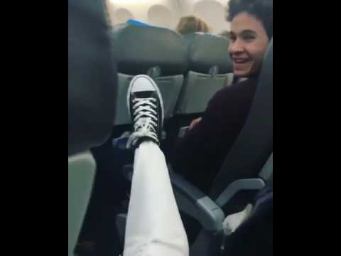 Rugge molestando a