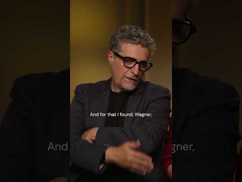 Kleber Mendonça Filho and Wagner Moura introduce their gripping thriller THE SECRET AGENT.