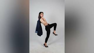 Footsteps High Heels Run Sequence Sound Effect