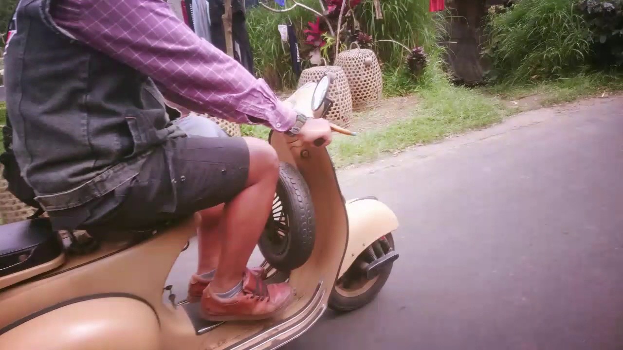 87 VESPA CLUB BALI - YouTube