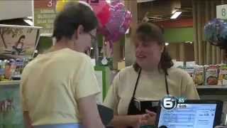 Alan Carmichael gives insight on the heated Knoxville grocery battle between Kroger and Publix.