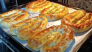 ÇOK KOLAY BİR YÖNTEM❗SADECE 2 BEZEYİ TEK SEFERDE AÇARAK KOLAY YÖNTEMLE ÇITIR ÇITIR ISPANAKLI BÖREK💯💯