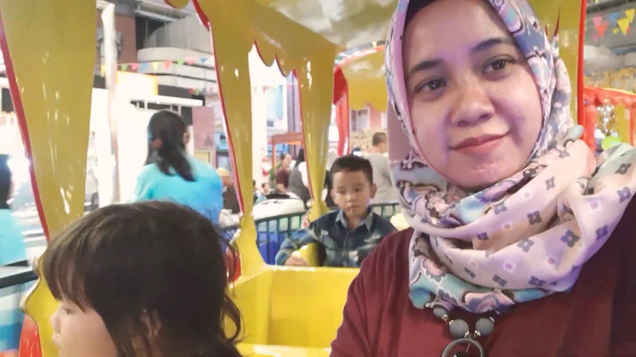 Naik Kereta Api 