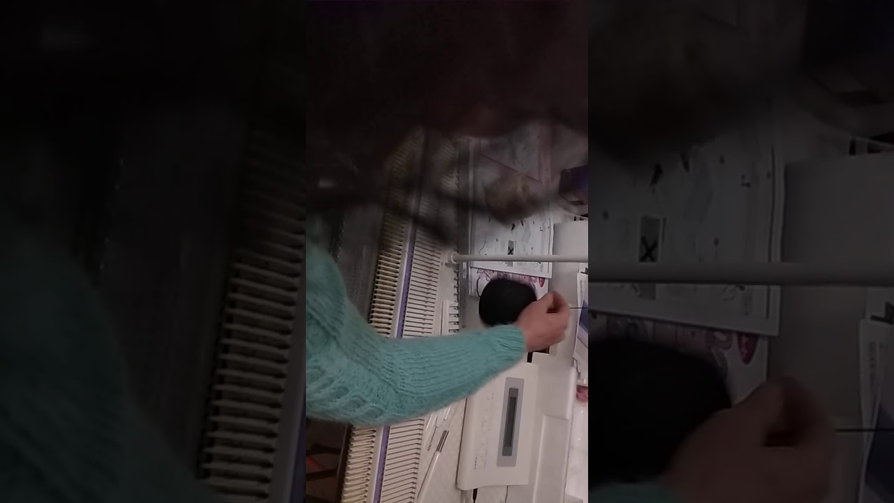 Обзор на вязальную машину Brother KH-355 4-го класса