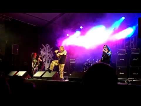 Bolt Thrower - Inside The Wire - Into The Grave 2012