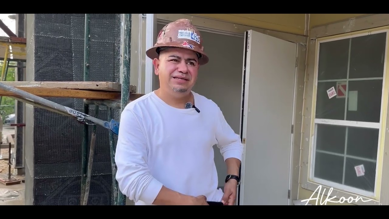 Cuando tú mismo compañero te pone en mal con el patrón