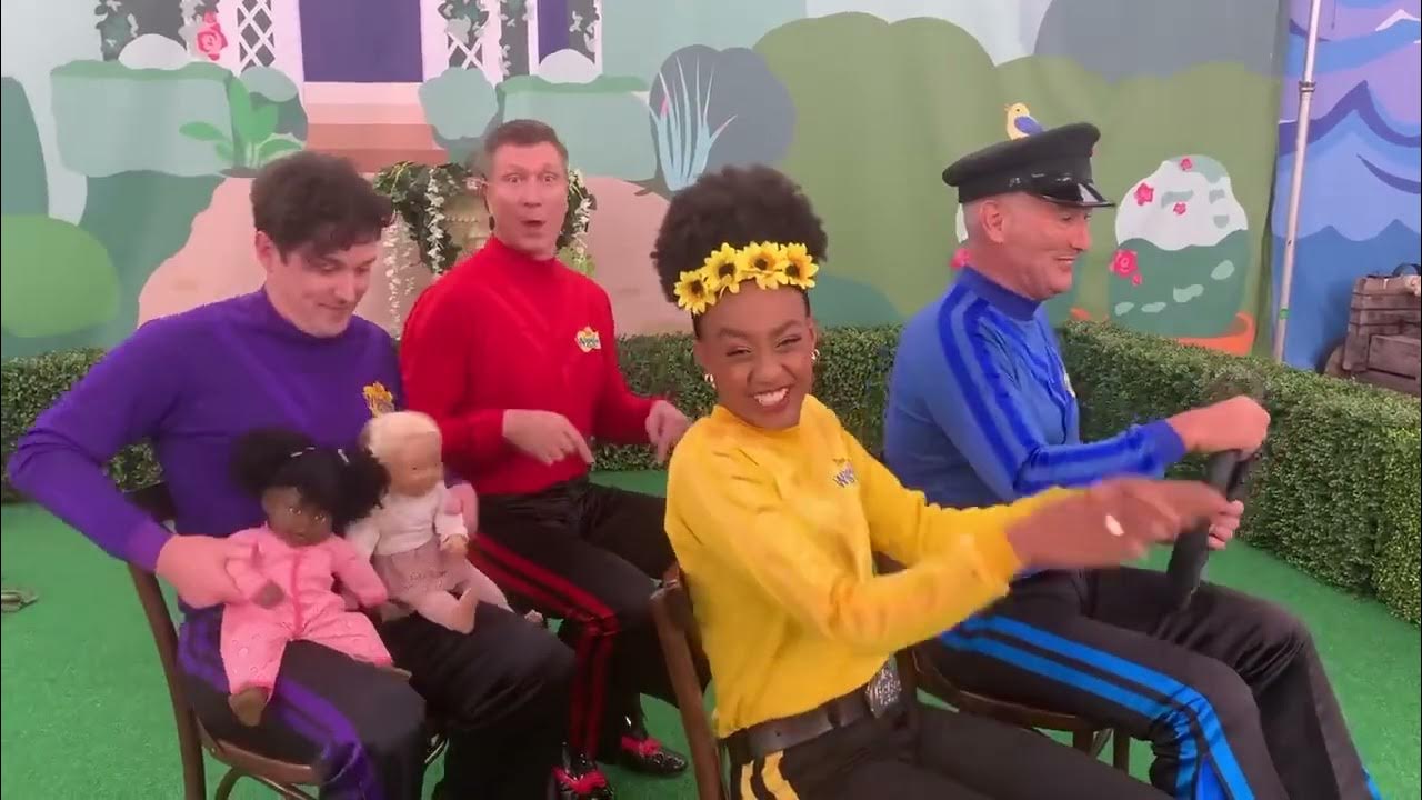 The Wiggles The Wheels On The Bus 🚌 YouTube