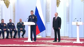 Владимир Путин вручил уроженцу Мордовии медаль «Золотая звезда»