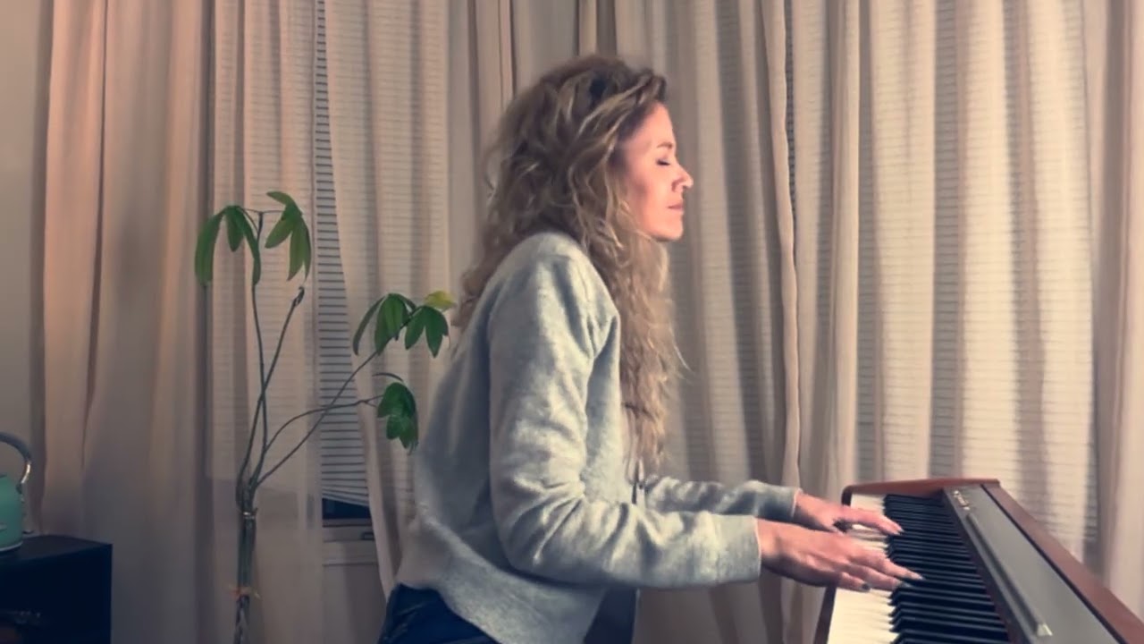 I wrote this to calm my own anxiety | The most relaxing piano composition