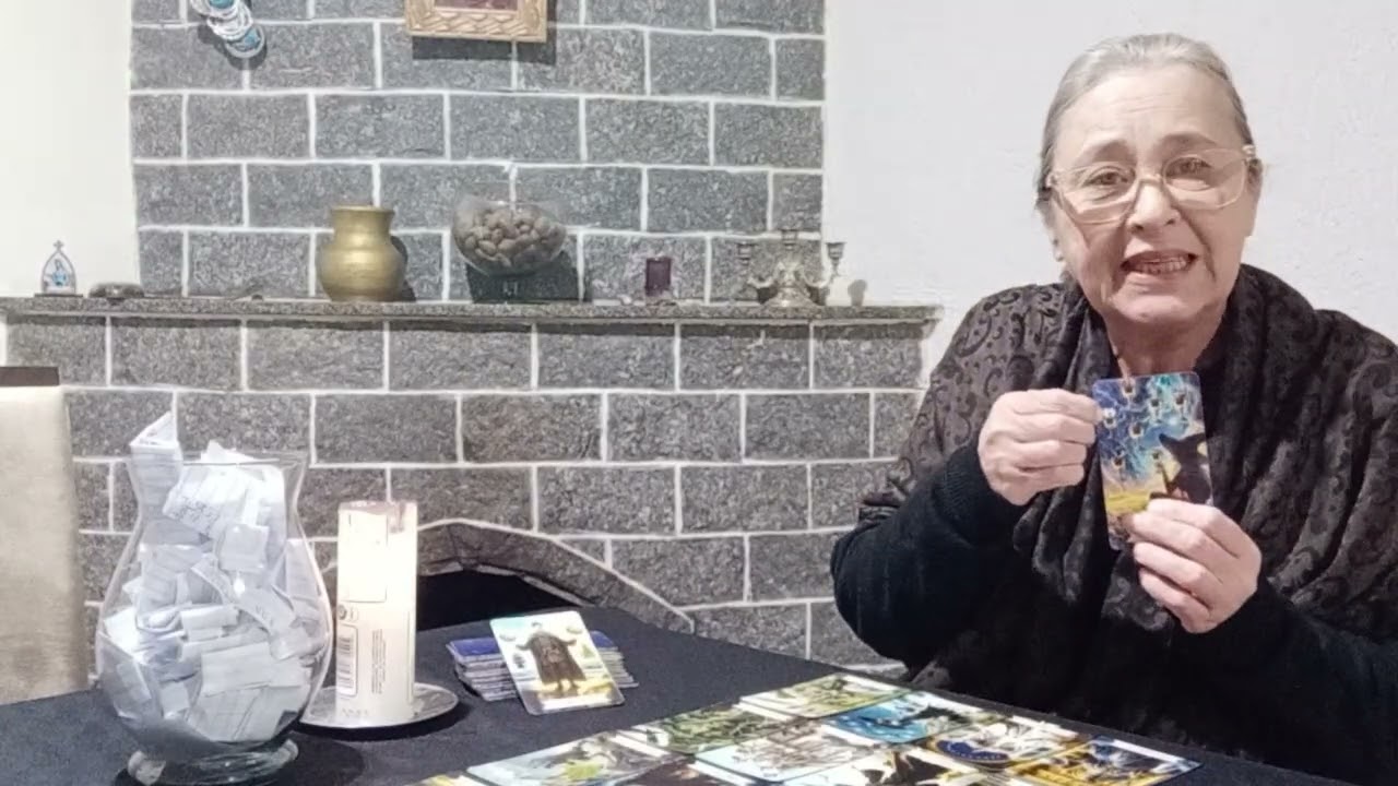 VEM DINHEIRO NA SUA MÃO E OUTRAS COISAS BOAS 🙏 #tarotreading #tarot