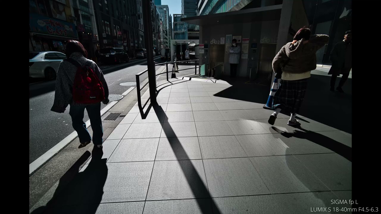 【銀座 寸景】“fp L” 片手に 2026/02 020 ([Ginza Snapshots] ‘fp L’ in one hand February 2026. 020) SIGMA シグマ