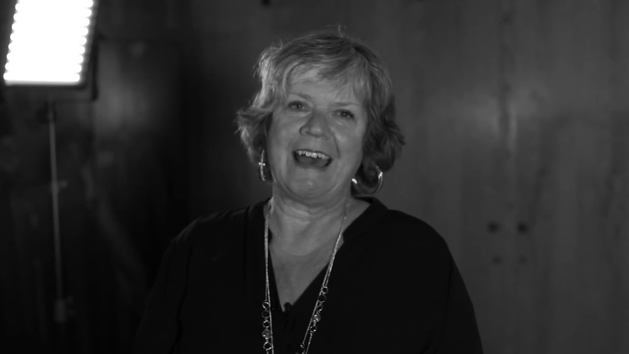 Noises Off: Dotty, behind-the-scenes at The Roxy Theatre