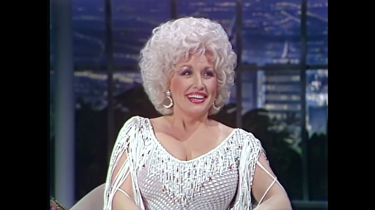 When Dolly Parton Completely Broke Character Live On Carson