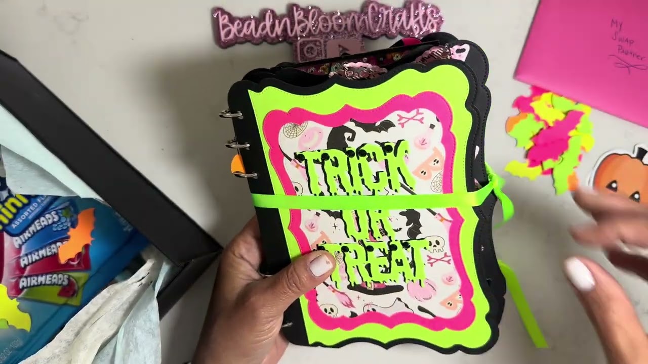 Late ⏰ Post HallowNeon Swap from @drgreathouse hosted by @bayarea.crafts 