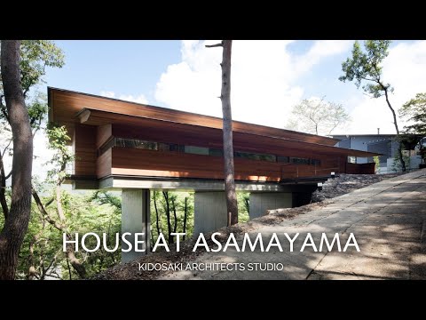 Video: Casa Mirador coborât deasupra unei stânci abrupte în Tunquén, Chile