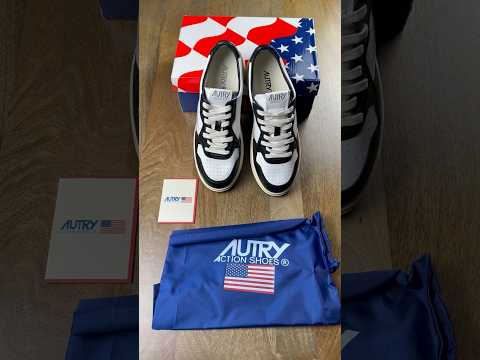 UNBOXING AUTRY MEDALIST