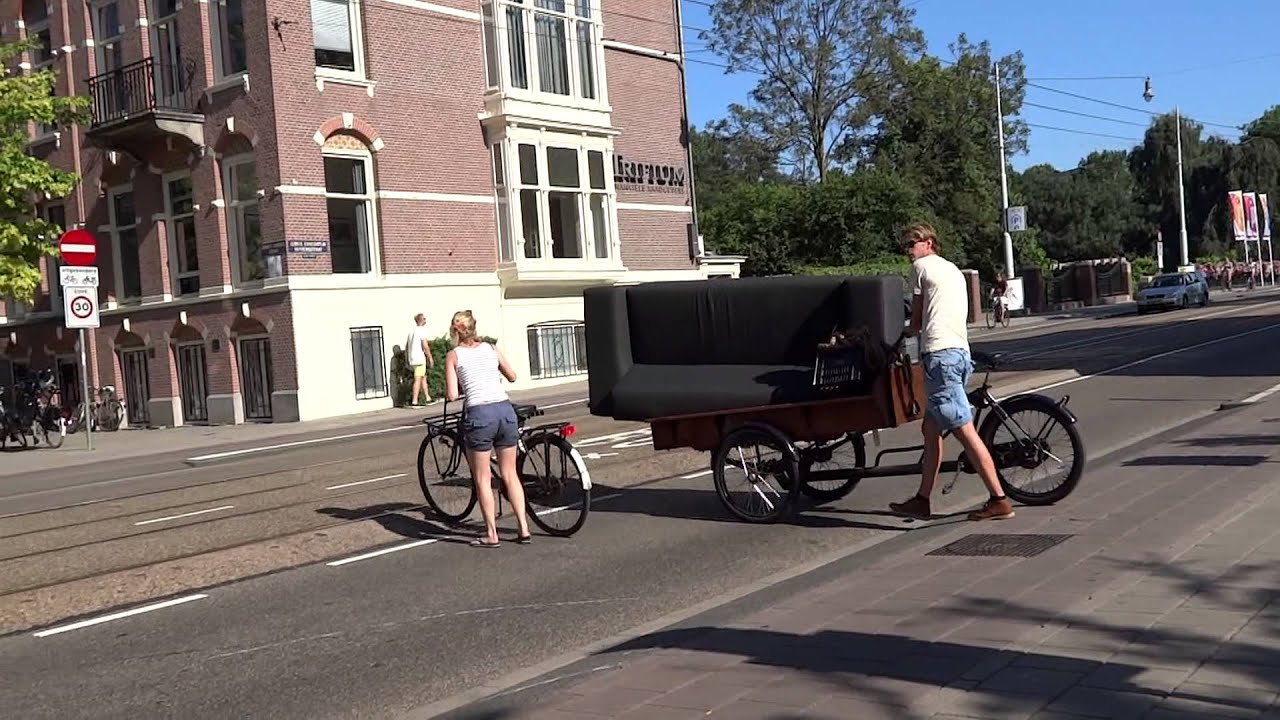 Verhuizen in Amsterdam (1) Met bakfiets/ Delivery Bicycle