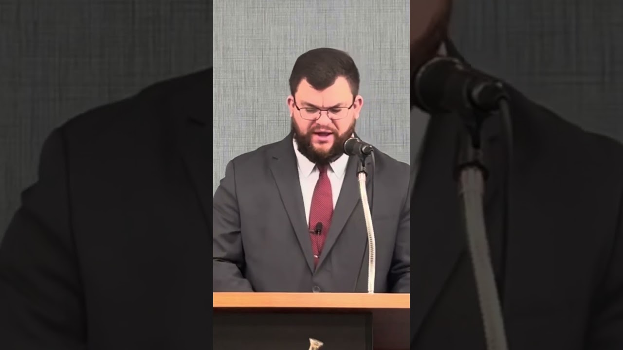 A Cross before a Crown