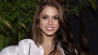 Nikki Reed Shows It All Proof In Pictures