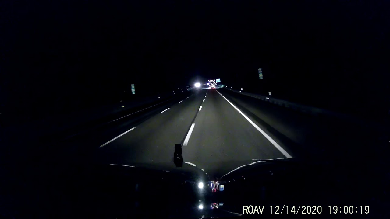 Truck driver falling asleep at wheel while driving - YouTube