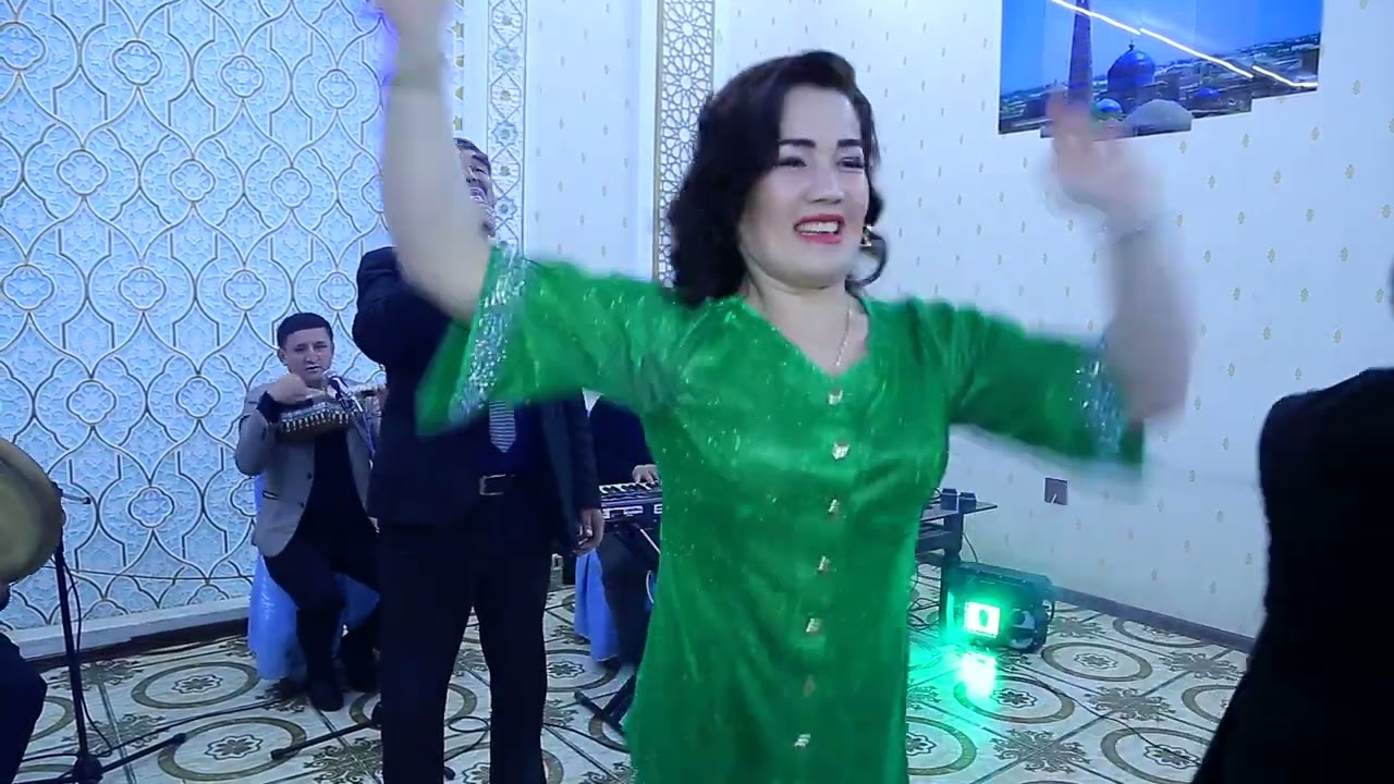 NAVROZ BAYRAMI SHOVOTDA - DAVOMI...