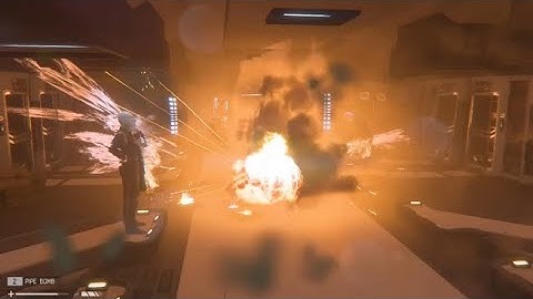 Pipe bomb vs Working Joes - Alien Isolation