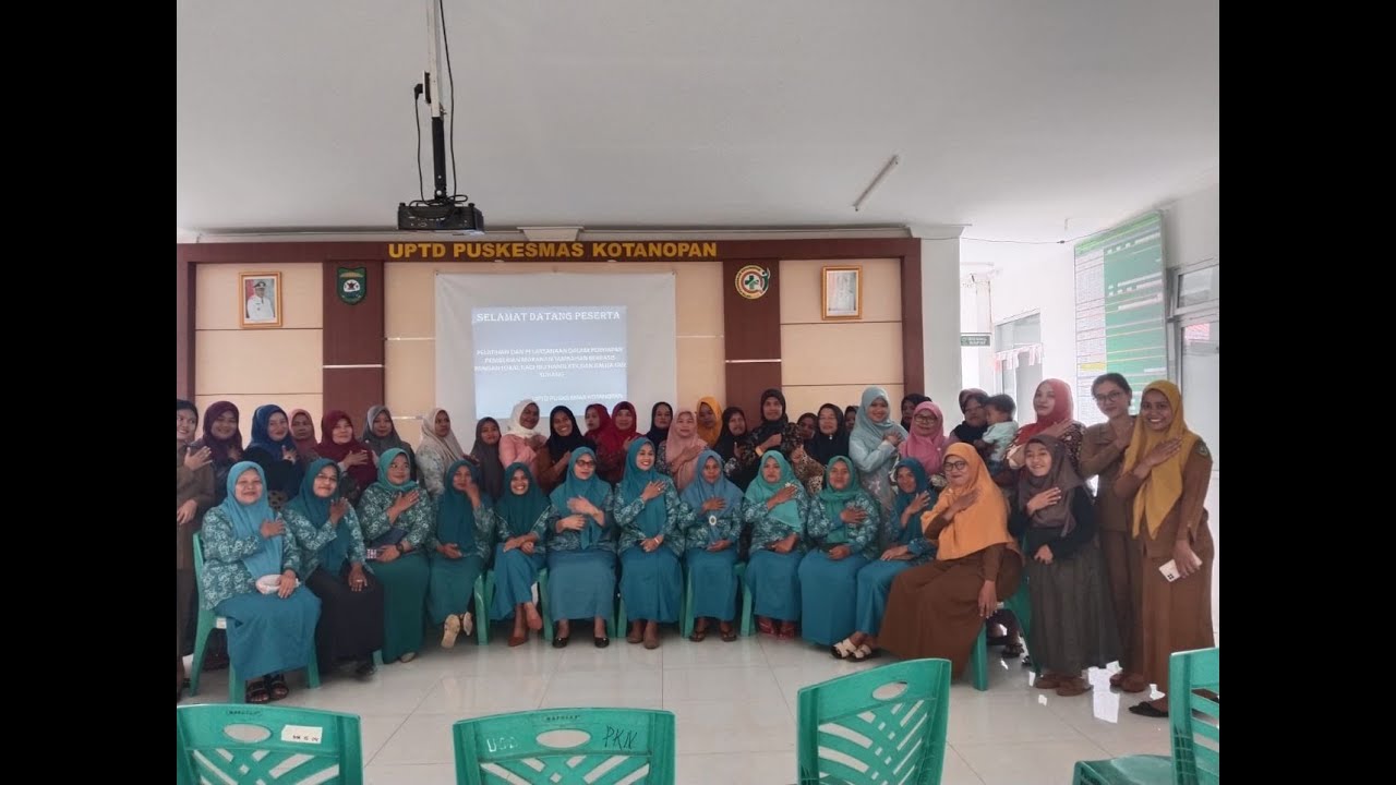 Pemanfaatan daun Kelor Sbg PMT Bagi Ibu Hamil KEK dan Balita Kurang