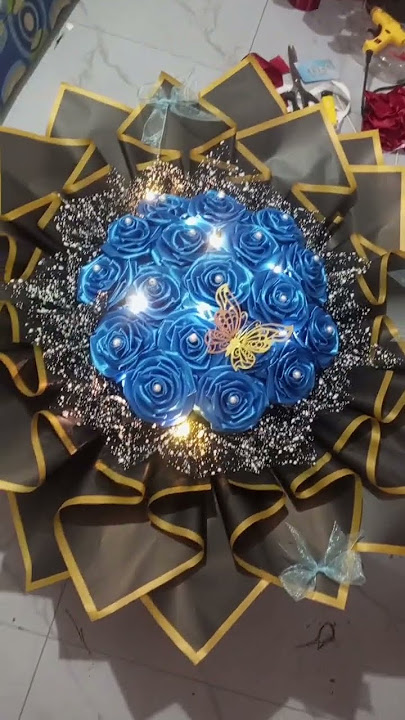 20 pcs roses bouquet in blue shade