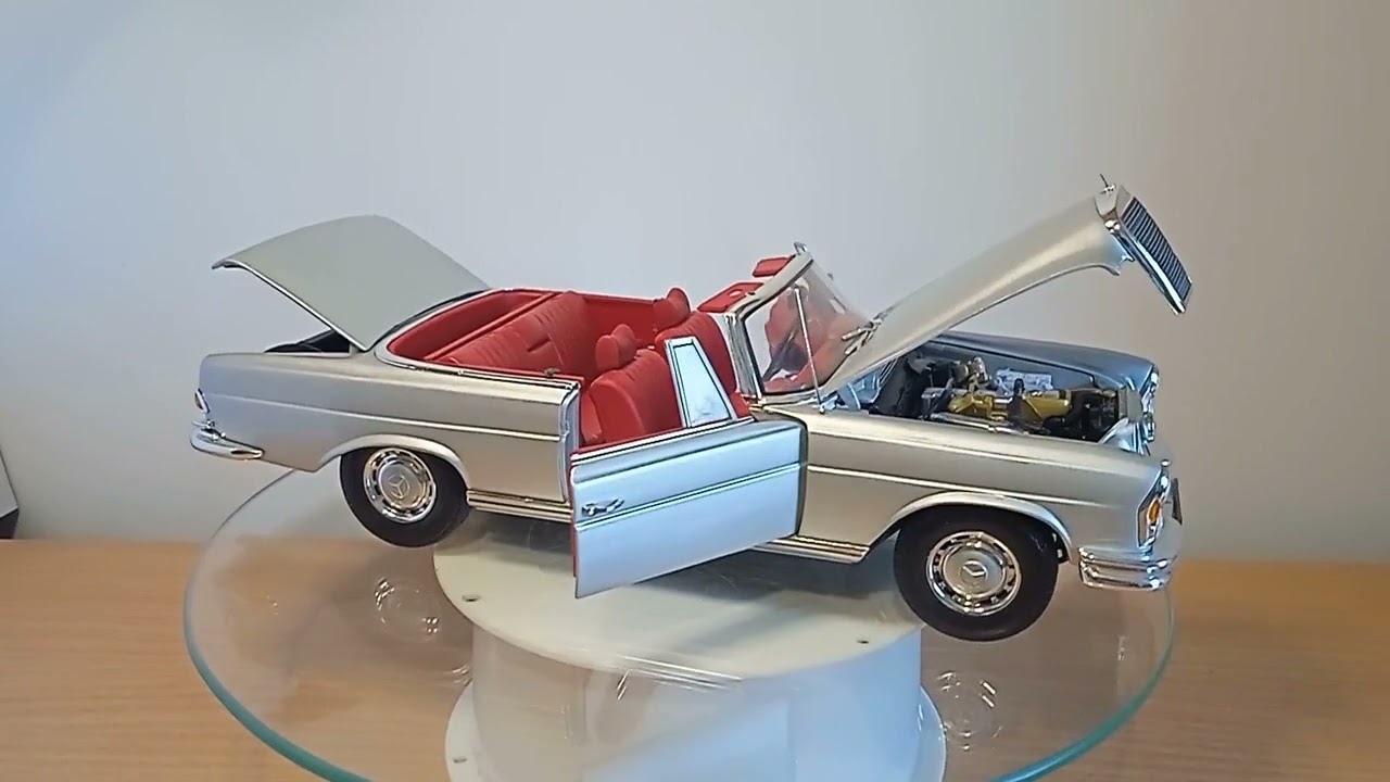 Mercedes Benz 280SE 1969 Norev 1/18 - YouTube