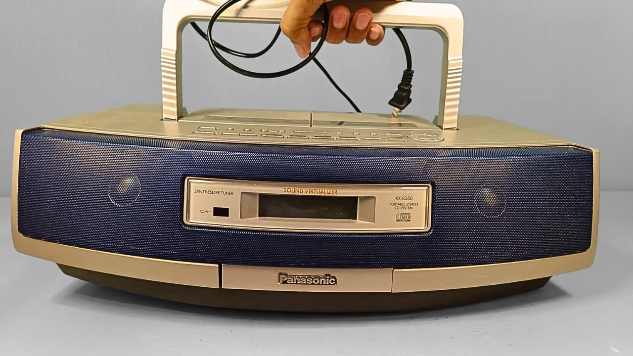 Restoring a Japanese Panasonic Boombox — 2003 Model - YouTube