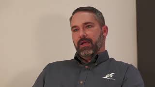 What does an accredited farm manager do