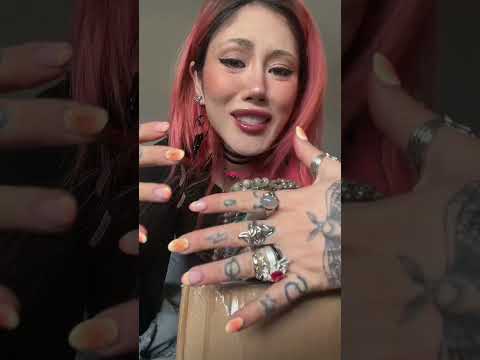 Comparing A $20 VS. $200 Mystery Jewelry Jar on Depop (siren core/ mermaid core theme)
