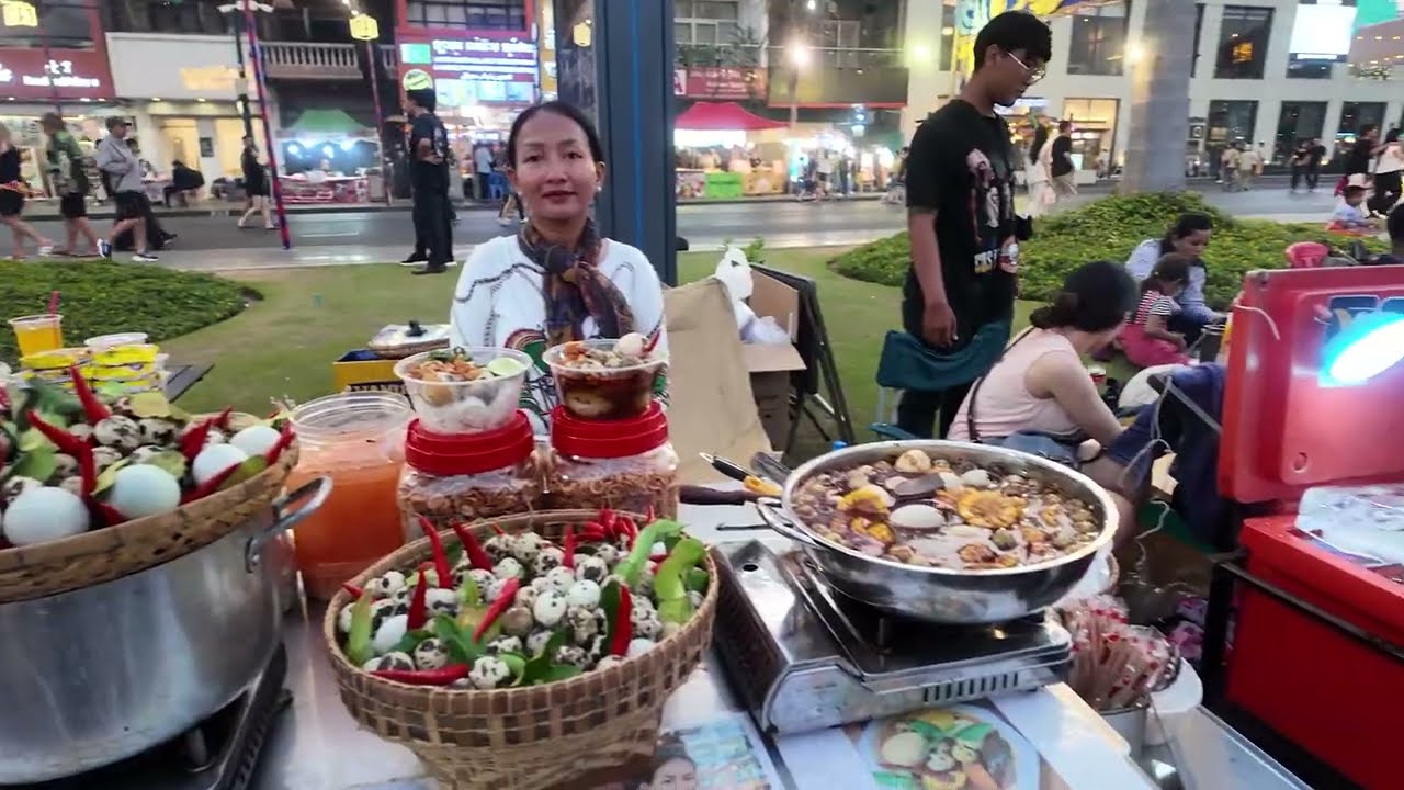 Amazing Walking Tour in CAMBODIAN Street Food 2026 | Best Riverside Food Market, Phnom Penh #143